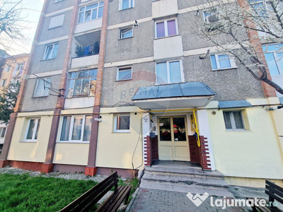 Apartament cu 2 camere de vânzare în zona Maratei