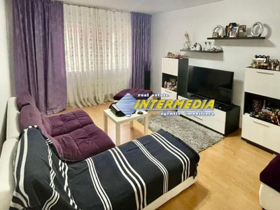 Apartament cu 2 camere decomandat de vanzare in Alba Iulia zona Tolstoi mobilat si utilat complet
