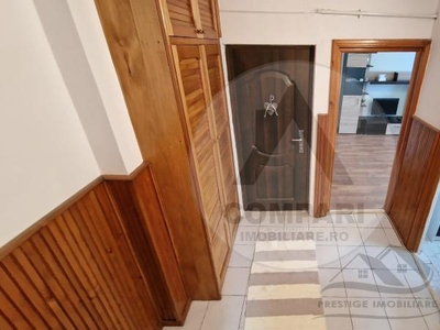 Apartament cu doua camere- cu centrala proprie pe gaz