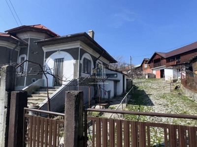 CASA 3 CAMERE+ANEXA 2 CAMERE GARAJ TEREN 2430MP BEREVOIESTI ARGES