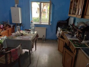 Vând apartament 2 camere timisoara