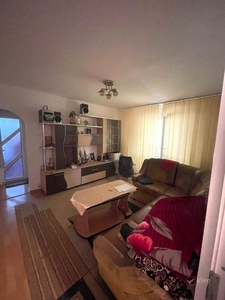 Apartament 3 camere, etaj intermediar - Baza 3 - Baza 3