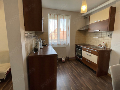 apartament cu 2 camere de inchiriat pe Bv Victor Babes