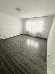 Apartament cu 2 camere, etaj 3/5, zona Baza 3