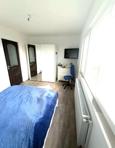 Apartament cu 2 camere, zona Tatarasi