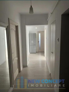 Apartament de vanzare 4 camere zona Gara, bloc 1986