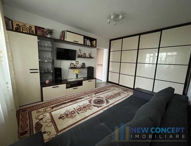 Apartament de vanzare cu 2 camere- Zona Tatarasi