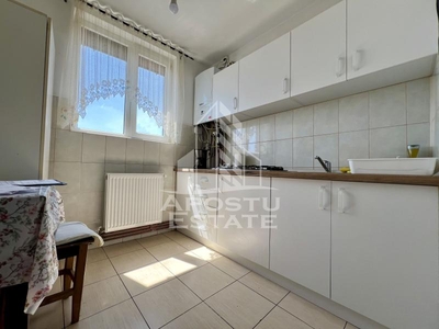 Apartament 2 camere, decomandat zona Podgoria.