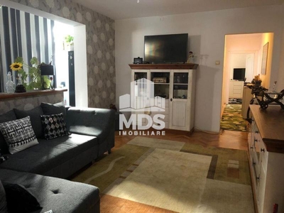 Apartament 3 camere, etaj intermediar, Torontalului