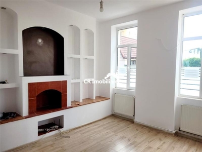 Apartament 3 camere, Timpuri Noi