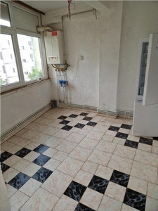 Apartament cu scara interioara linga Casa Tineretului