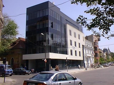 Cladire de birouri Str. Polona - Str. Mihai Eminescu