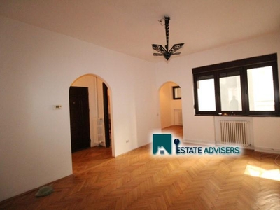 Inchiriere apartament 4 camere,bloc consolidat, Romana-Calea Victoriei