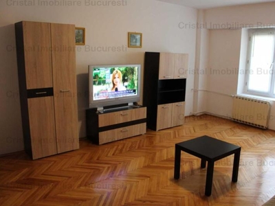 Inchiriez apartament 3 camere zona Unirii, decomandat, mobilat si utilat modern