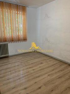 NOVISIMO-IMOBILIARE: AP. CU 3 CAMERE IN ZONA CENTRALA , RENOVAT COMPLET de vanzare