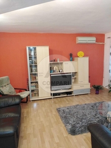 Vand apartament 3 camere Brezoianu