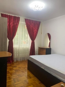 Vand apartament 3 camere in Bucuresti, Crangasi 9 Mai Podul Grant 118900 EUR