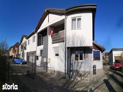 Apartament de 3 camere, 52 mp., zona Vivo/Avram Iancu.