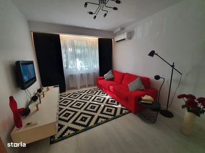 Apartament 2 camere decomandat,Racadau bloc cu lift, 2 locuri de parca