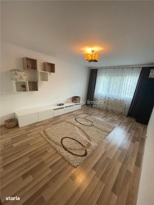 Apartament cu 4 camere, etaj intermediar, zona scolii Ghibu!