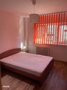 Apartament 3 camere - Parcului 20 -