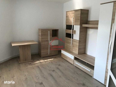 Apartament 2 camere cu parcare zona Strazii Teilor