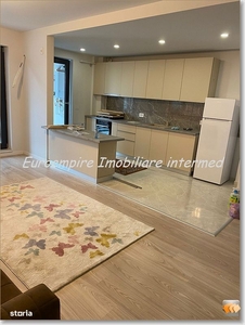 Apartament 3 camere, 2 bai, 62mp, etaj intermediar, parcare, ansamblul