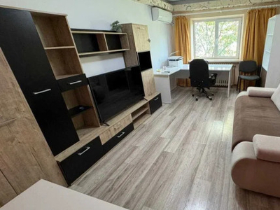 Apartament, 3 camere, , mp , Pacurari, de inchiriat, Petru PoniDin 2008 sustinem Comunitatea Agentiilor Imobiliare din Iasi