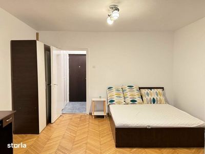 Apartament 2 camere, decomandat, zona Grivitei