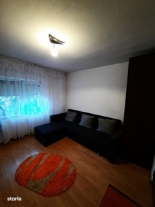 Vand apartament 3 camere