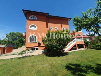 Vila LUX | 7 camere | Iancu Nicolae | 650 mp utili |