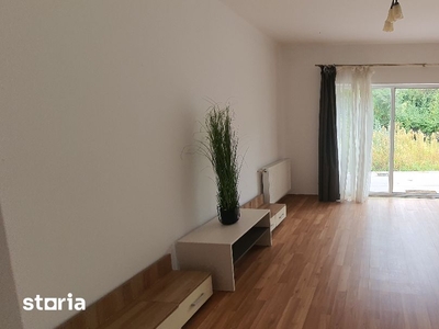 Apartament 3 camere, curat, Scoala Sf Andrei, metrou