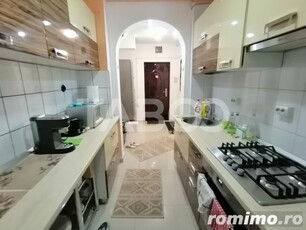 Apartament 2 camere de vanzare mobilat si utilat in zona Mihai Viteazu