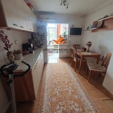 Apartament 2 camere decomandat Ampoi 3, etaj intermediar!