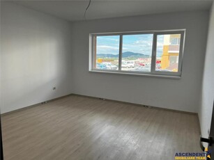 Apartament 2 camere, decomandat, Drumul cu Plopi Sanpetru