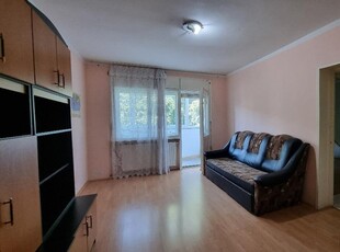 Apartament 2 camere decomandate Centru etaj 3 ( ID 22900)