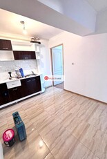 Apartament 2 camere, etaj 3 din 4, zona Cetate