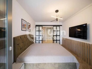 Apartament 2 camere | La cheie | Etaj intermediar | Garaj | Zorilor