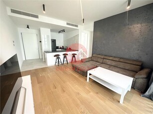 Apartament 2 camere lux + loc de parcare subteran, iesire direct pe plaja, complex One Mamaia langa