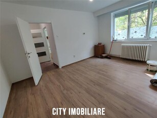 Apartament 2 camere, S 48 mp, semidecomandat, Gheorghieni. de vanzare