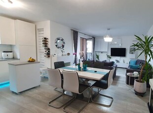 Apartament 3 camere, 2 bai, 80mp, in Maurer Residence