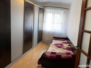 Apartament 3 camere decomandat zona Vasile Aaron