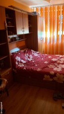 Apartament 3 camere decomandate de vanzare Cartier 39 B