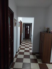 Apartament 3 camere spatios zona Primaverii