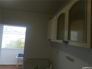 Apartament 3 camere, zona Buzaului