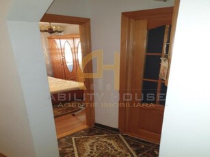 Apartament 3 camere, zona Scoala 14, Botosani