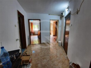 Apartament 4 camere, 70 mp, situat in cartierul Manastur !