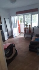 Apartament 4 camere, decomandat, 80 mp, 1981, et. 3 din 4