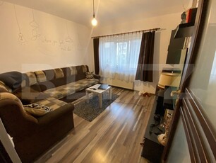 Apartament cu 2 camere de vanzare,62,5 mp totali - zona Bradet