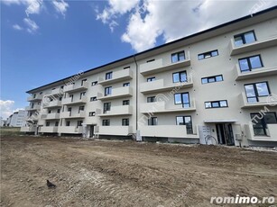 Apartament cu 2 camere decomandate si balcon zona Doamna Stanca